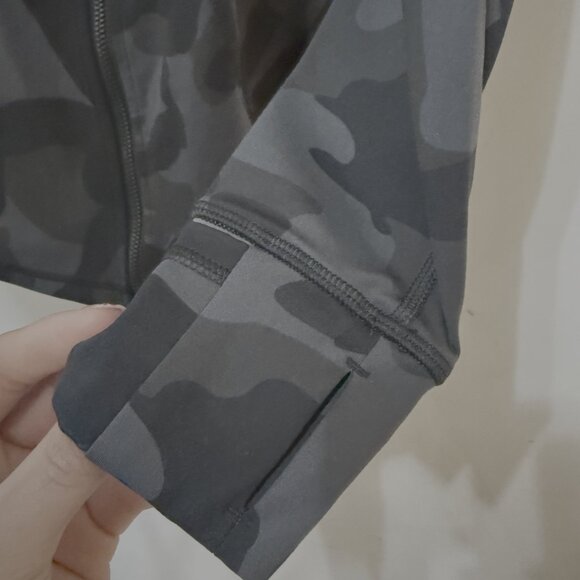 Lululemon Camo Define Jacket Size 8 (medium) - Picture 2 of 5